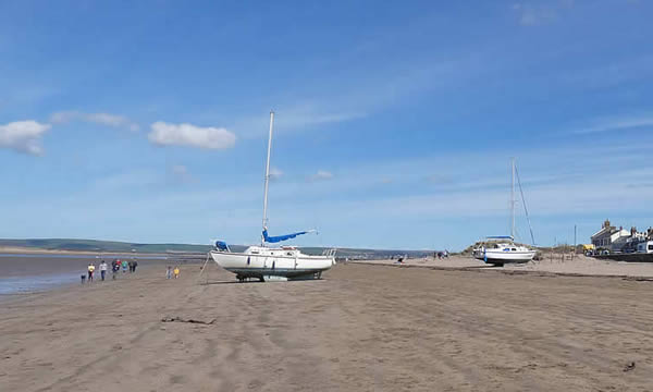People strolling on Instow Beach